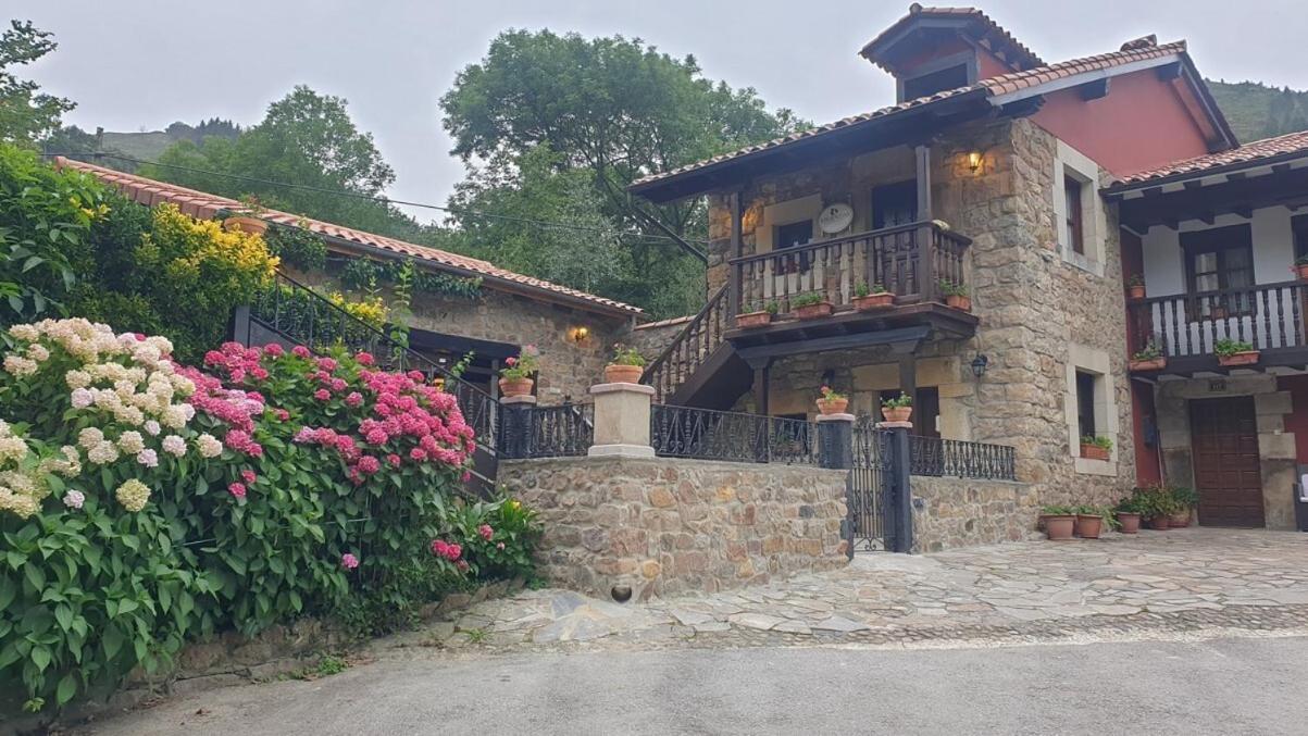 Casa Rural Caborzal Renedo De Cabuerniga 외부 사진