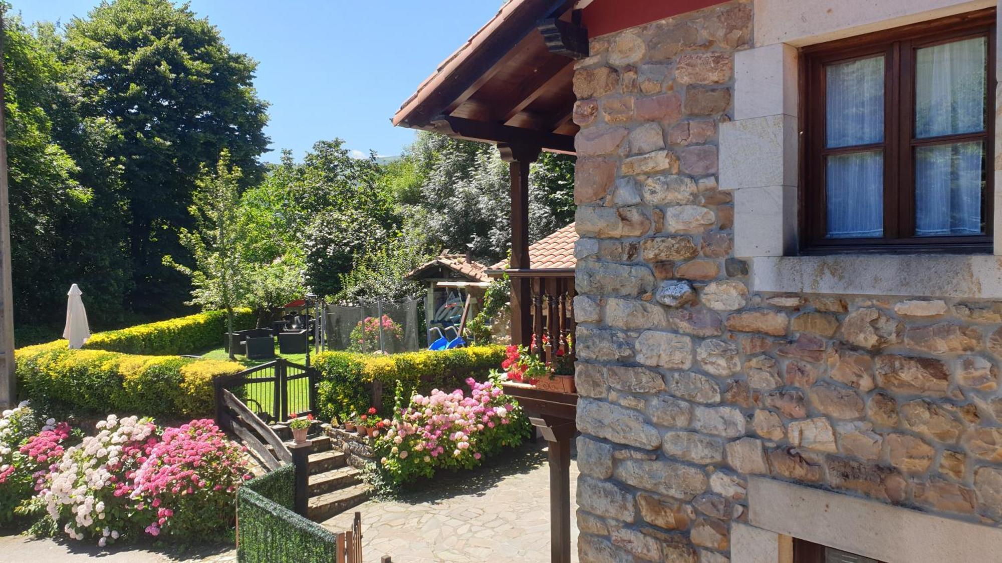 Casa Rural Caborzal Renedo De Cabuerniga 외부 사진